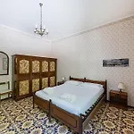 Daller Bianca By Whale Homes Apartman